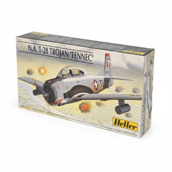 T-28 Trojan "Fennec" 1/72 Scale Model Plane by Heller, N.A. -- ITEM #3355 - Picture 2 of 5